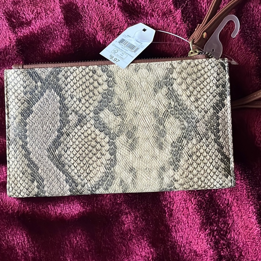 Wristlet